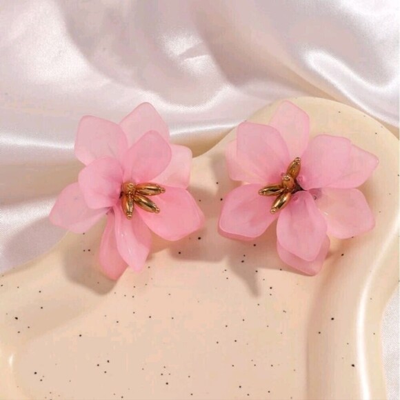 Pink Gold Dual Layered Preserved Flower Petal Decoration Earrings NWT - Picture 4 of 5